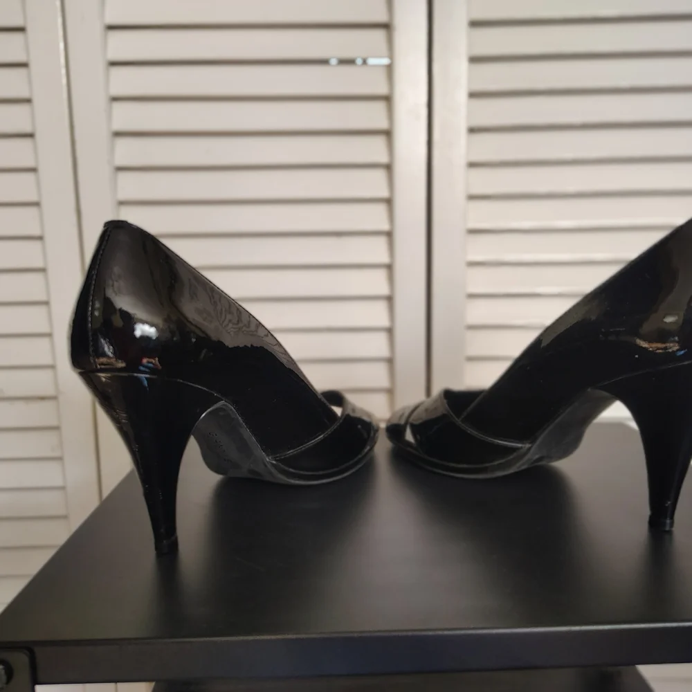 Gianni Bini Glossy Black Peep-Toe Heels